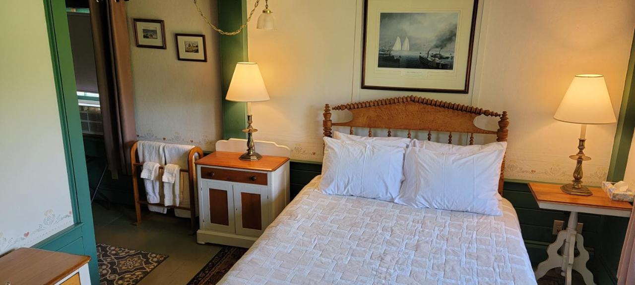 Walpole Hawks House Inn מראה חיצוני תמונה