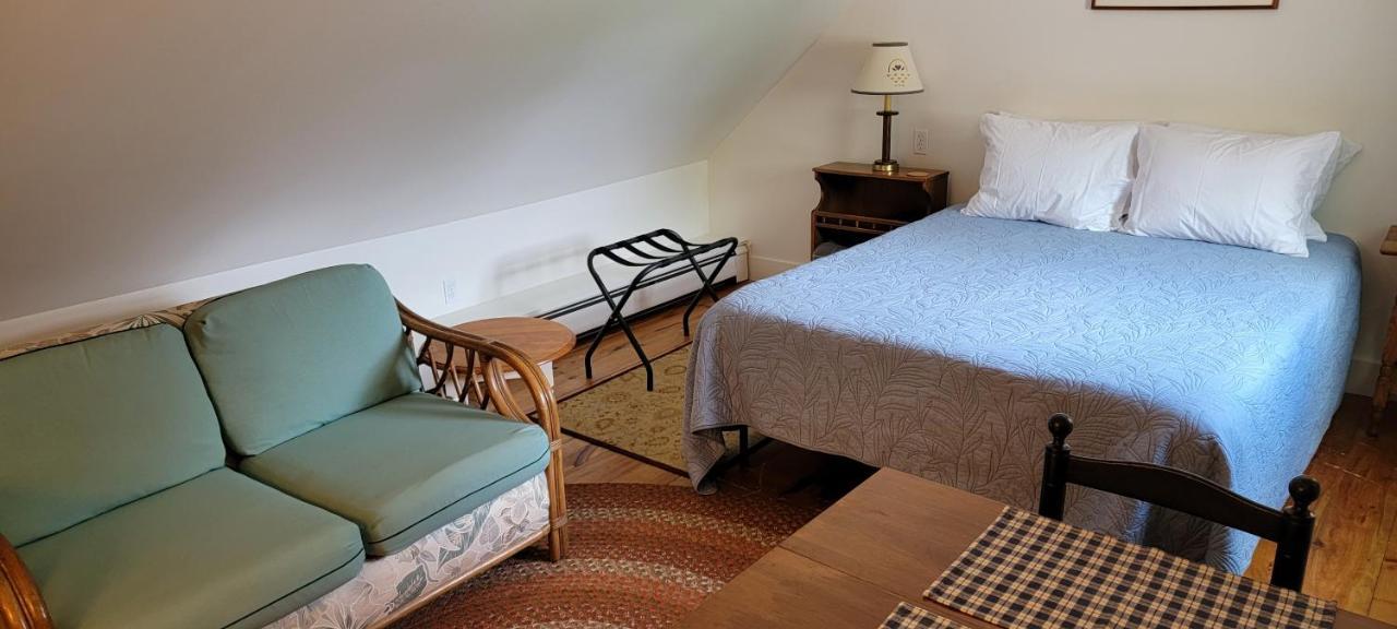 Walpole Hawks House Inn מראה חיצוני תמונה