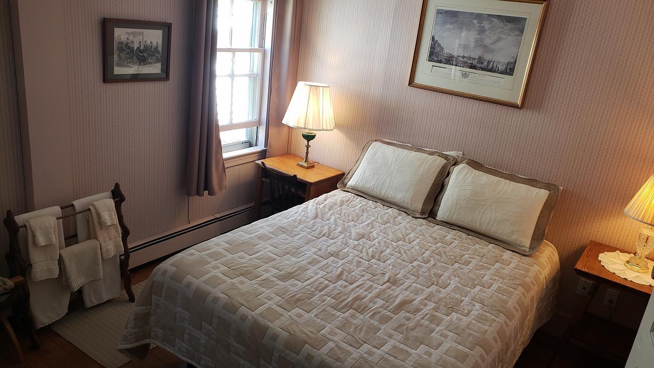 Walpole Hawks House Inn מראה חיצוני תמונה